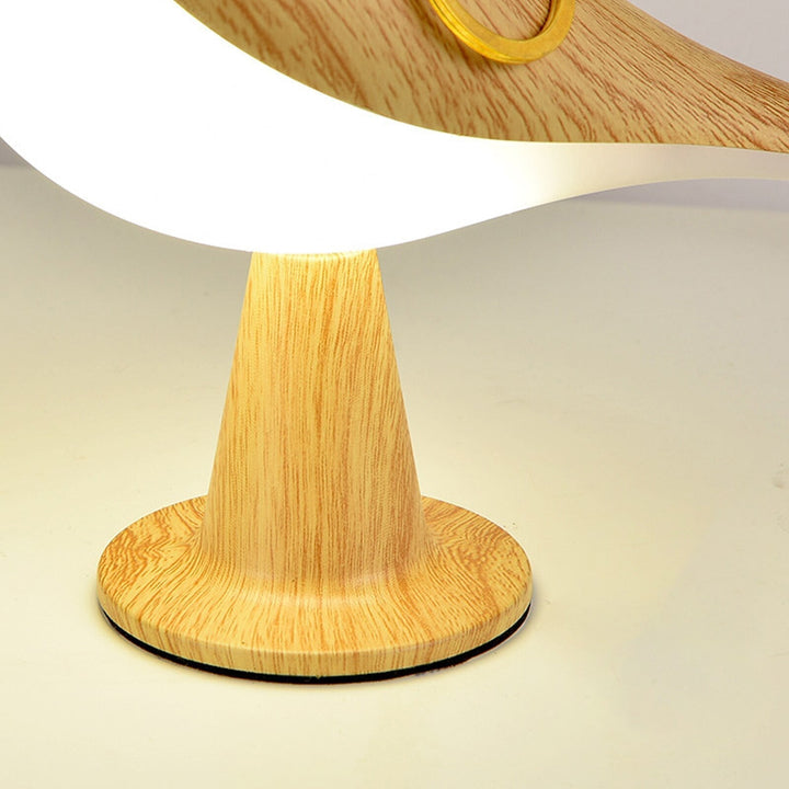 Minimalistische designlamp met vogels